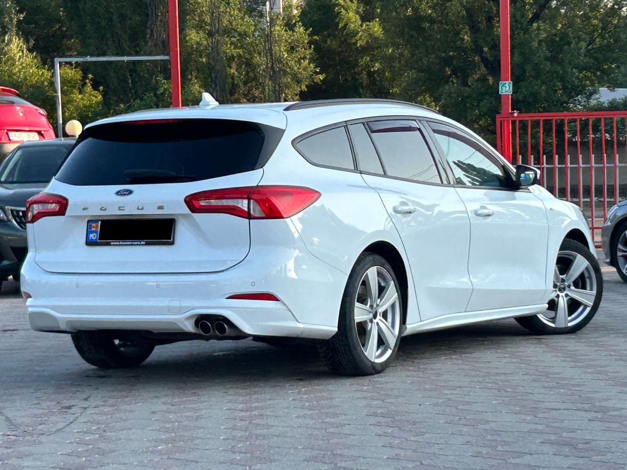 2019 Ford Focus — Miniatură 2