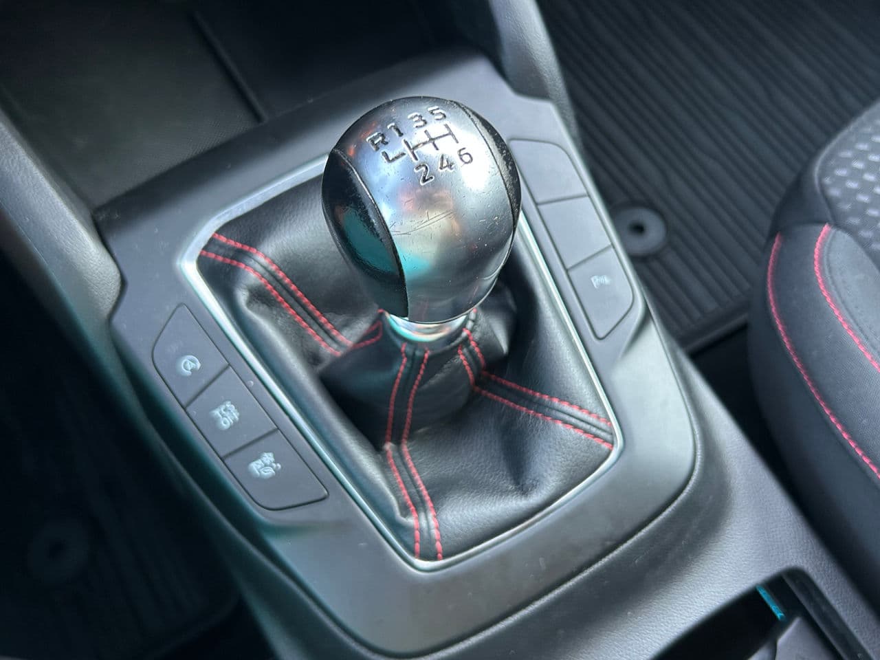 2019 Ford Focus — Miniatură 15