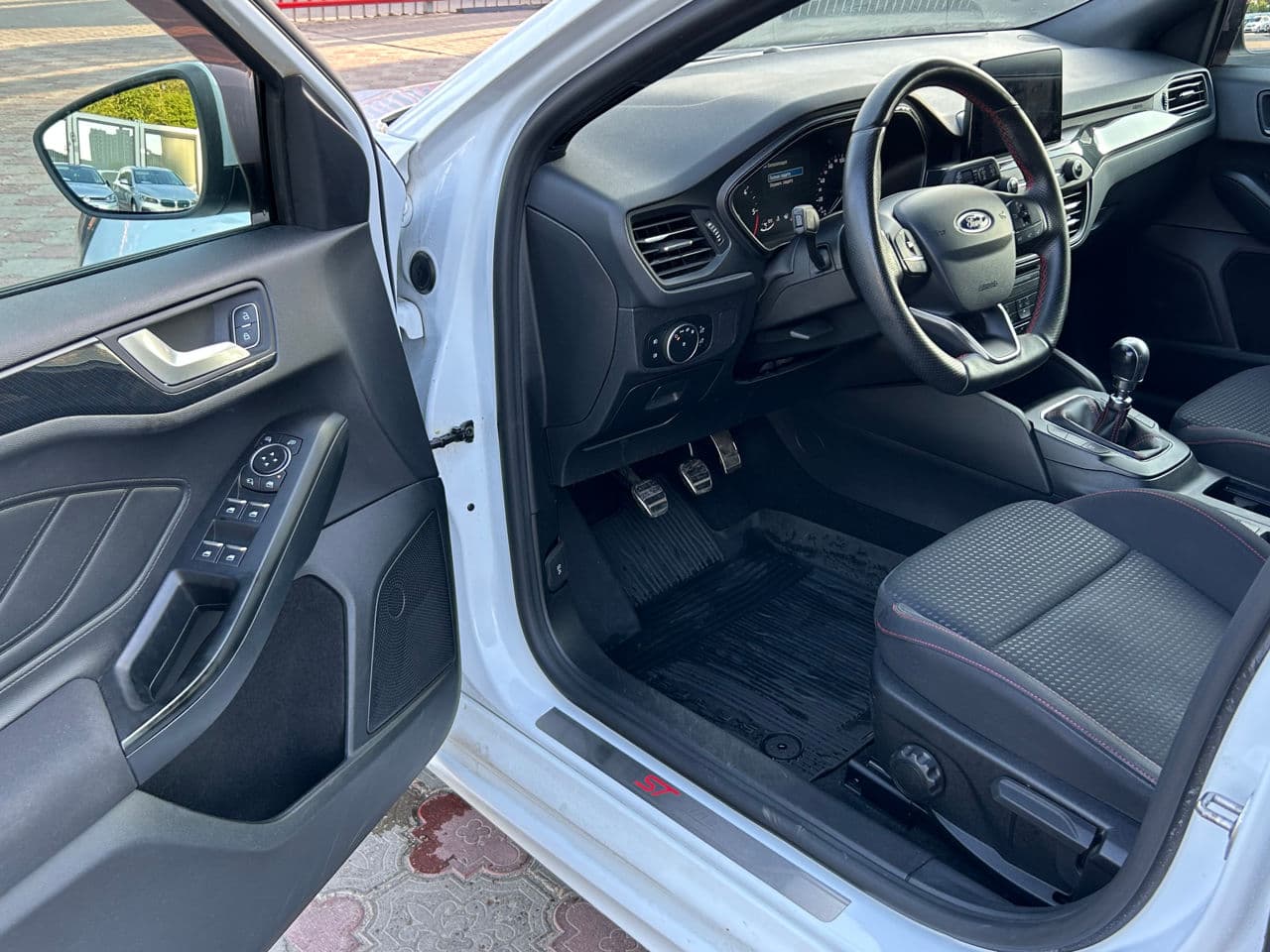 2019 Ford Focus — Miniatură 5