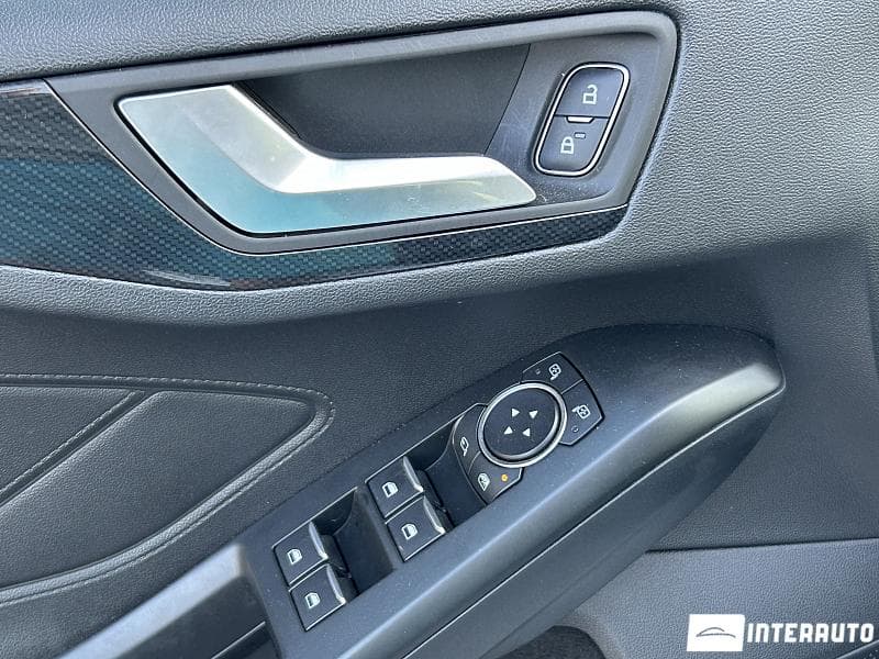 2019 Ford Focus — Miniatură 6