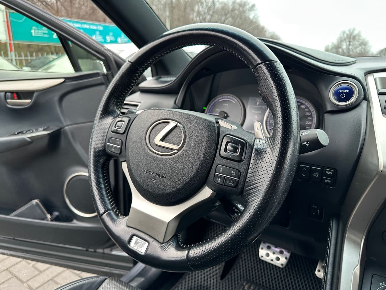 2015 Lexus NX 300H — Miniatură 8