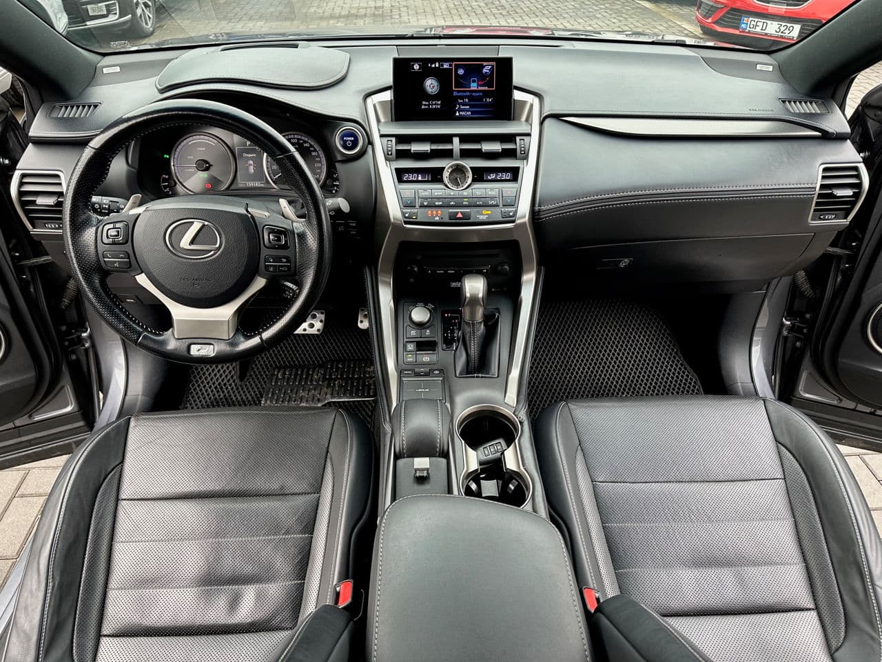2015 Lexus NX 300H — Miniatură 7