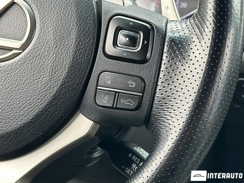 2015 Lexus NX 300H — Miniatură 13
