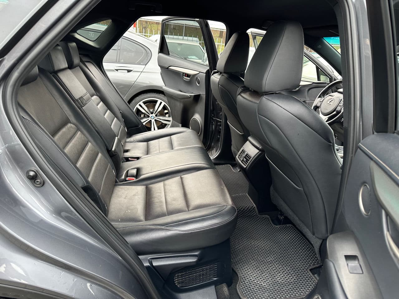 2015 Lexus NX 300H — Miniatură 20