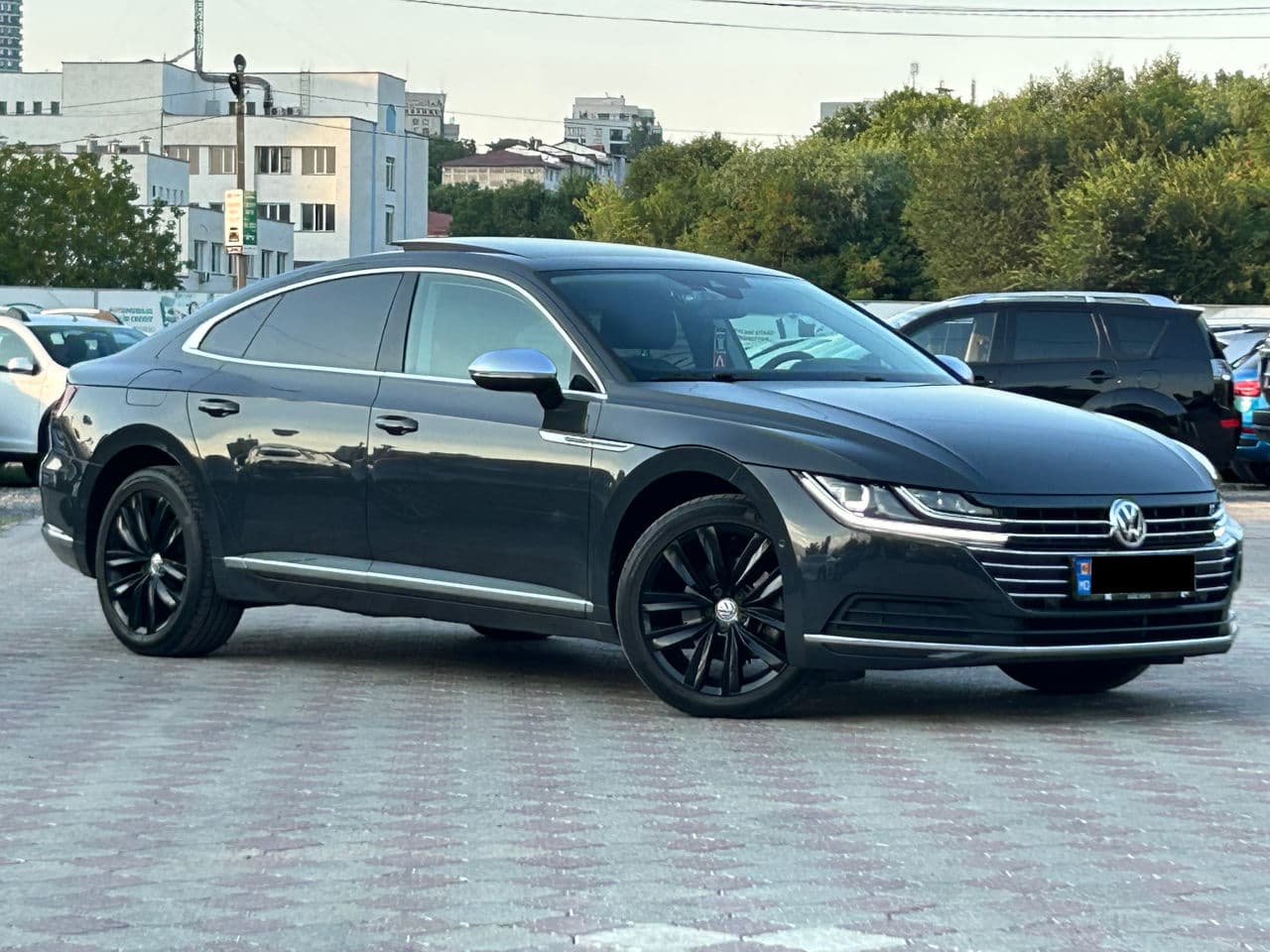 2018 Volkswagen Arteon — Miniatură 4