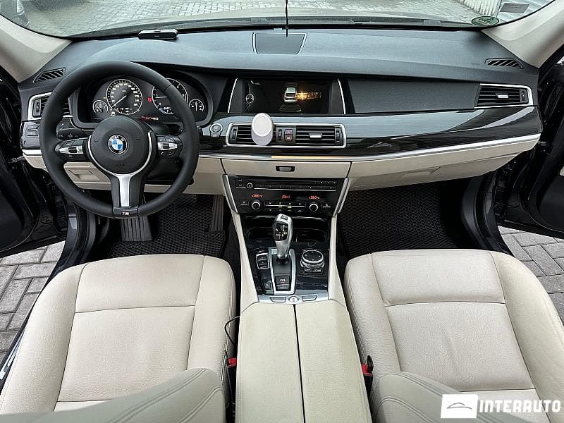 2015 BMW 520 GT — Miniatură 7