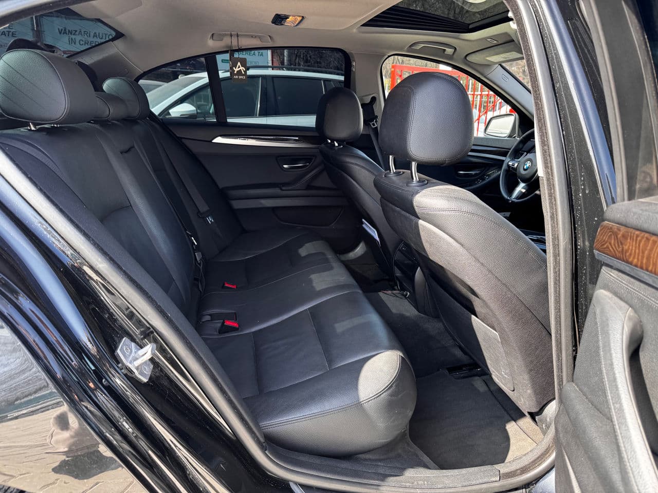 2014 BMW 528 — Miniatură 17