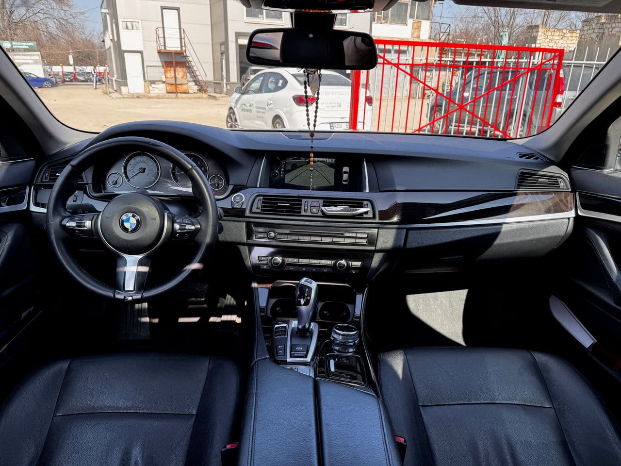 2014 BMW 528 — Miniatură 8