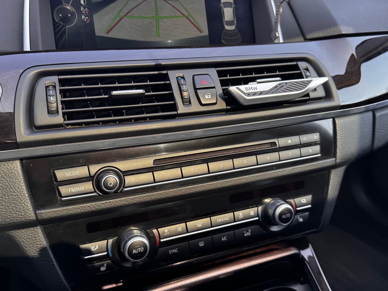 2014 BMW 528 — Miniatură 11