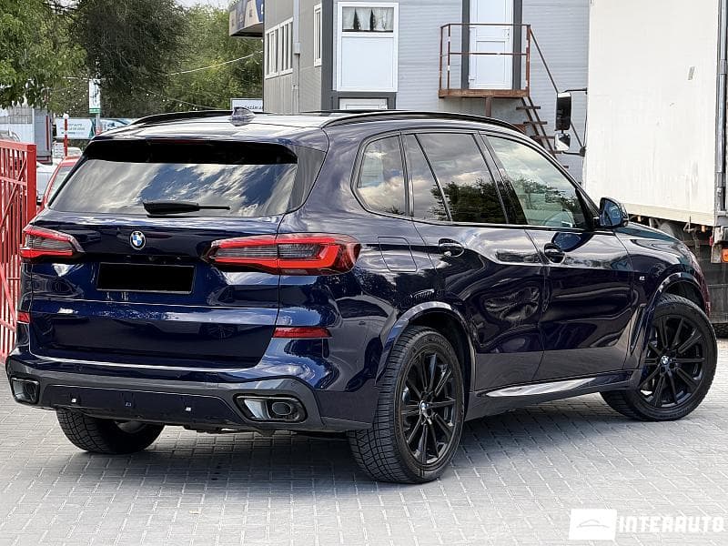 2021 BMW X5 4.5e — Miniatură 3