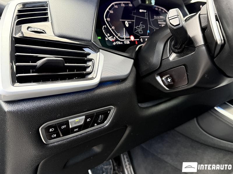 2021 BMW X5 4.5e — Miniatură 19