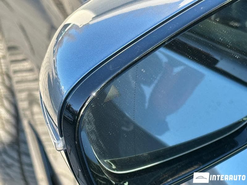 2017 BMW 520 — Miniatură 20