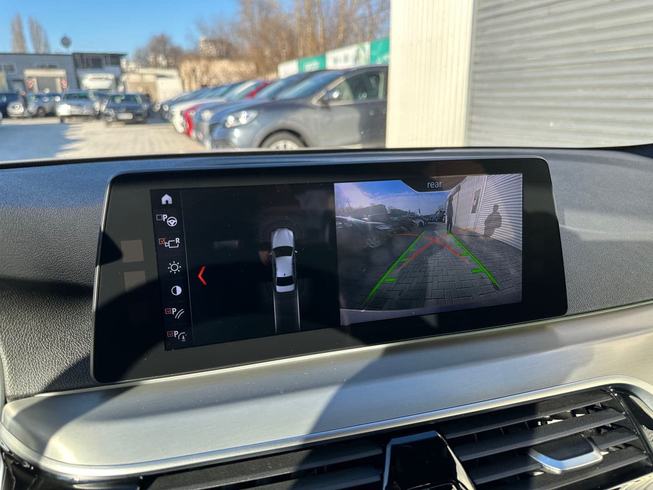 2017 BMW 520 — Miniatură 14