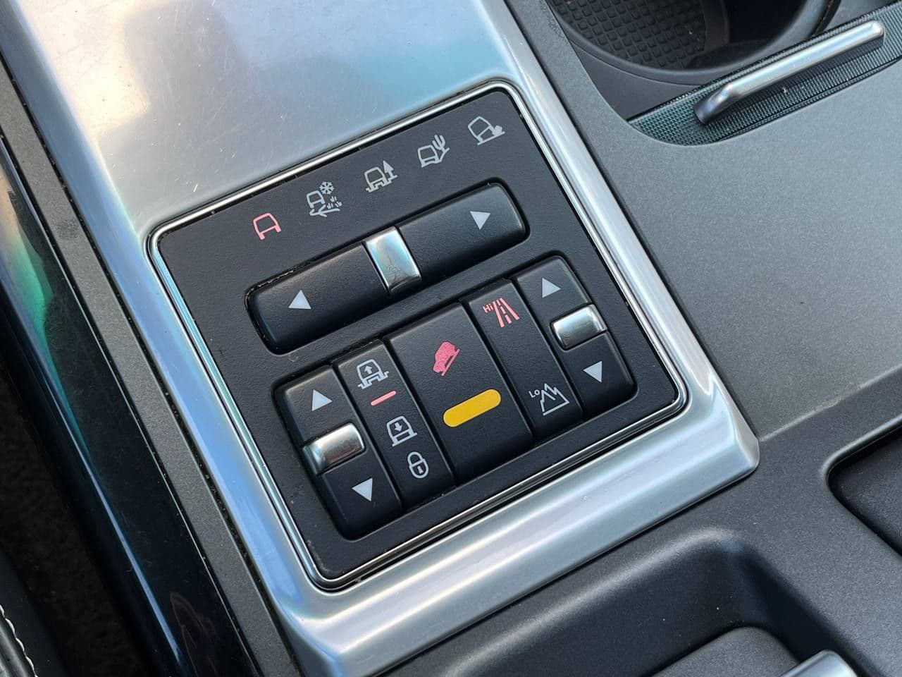 2011 Land Rover Range Rover Vogue — Miniatură 17