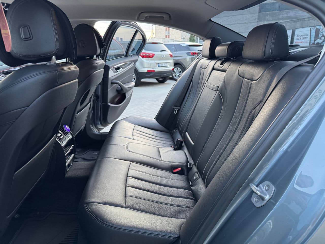 2017 BMW 520 — Miniatură 13