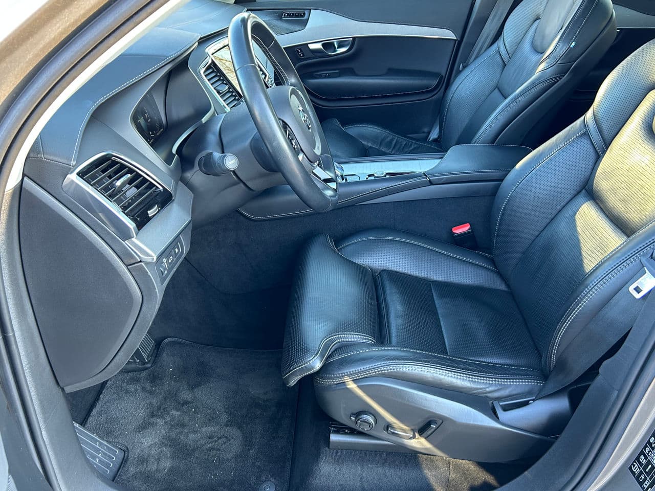 2019 Volvo XC 90 — Miniatură 10