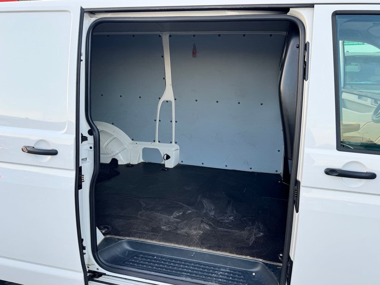 2017 Volkswagen Transporter — Miniatură 14