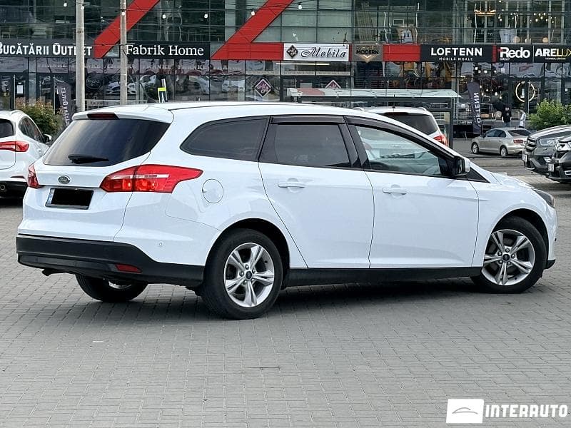 2016 Ford Focus — Miniatură 3