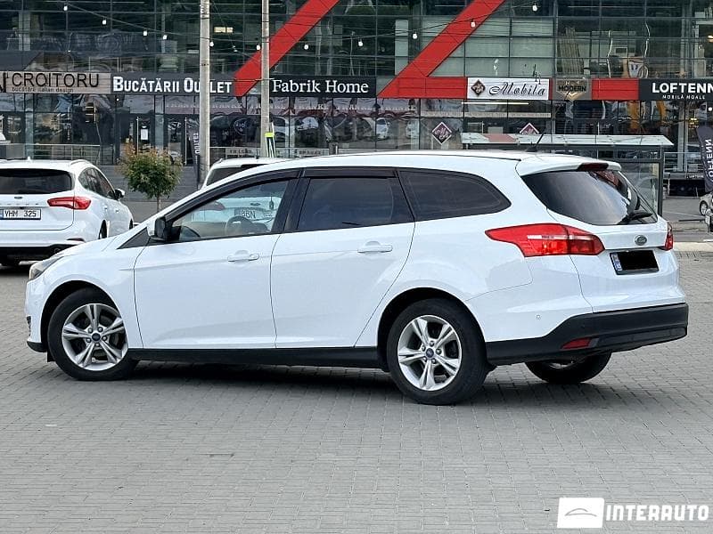 2016 Ford Focus — Miniatură 4