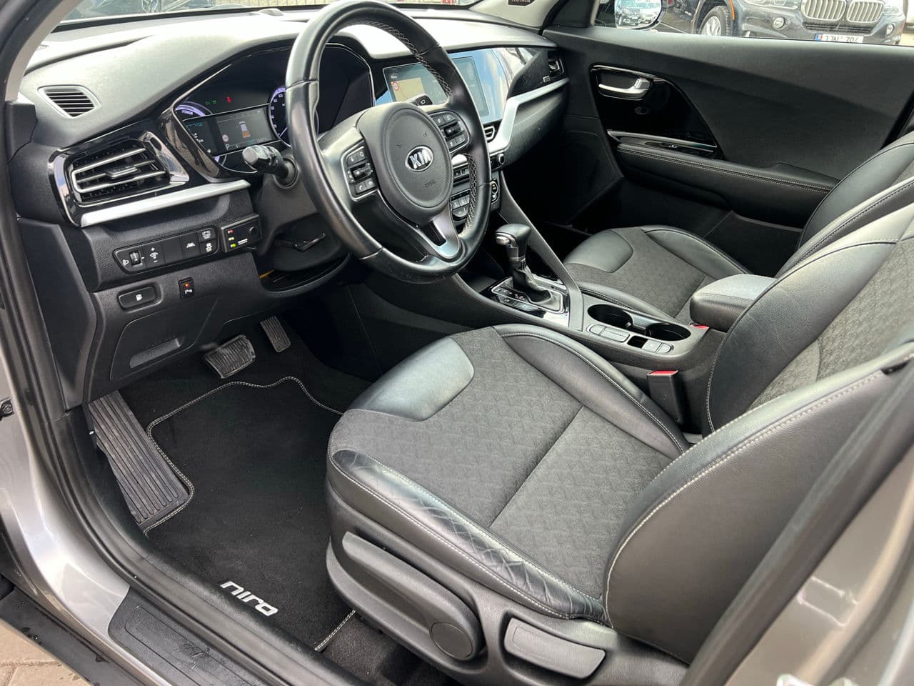 2019 Kia Niro — Miniatură 5
