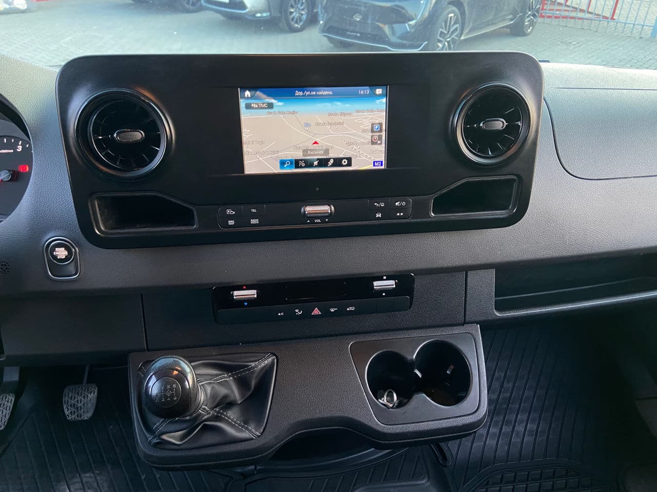 2018 Mercedes Sprinter — Miniatură 13