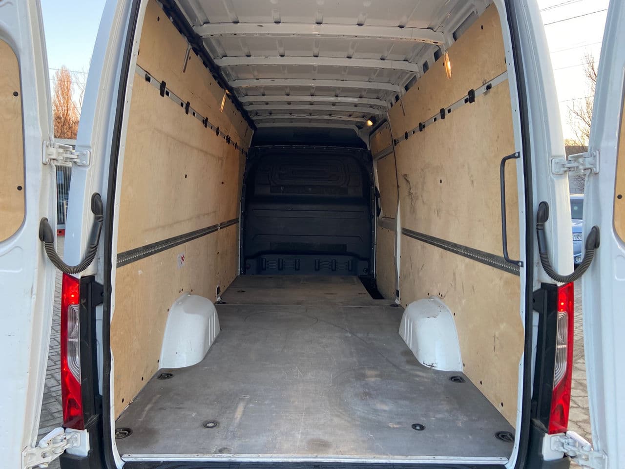 2018 Mercedes Sprinter — Miniatură 16