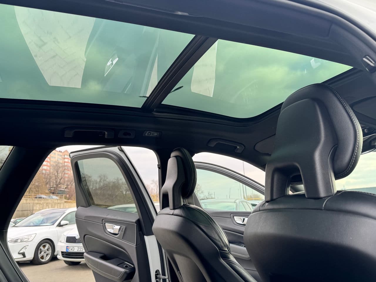 2018 Volvo XC 60 — Miniatură 15