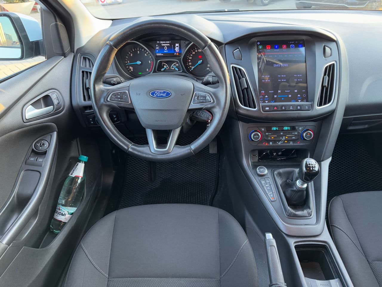 2016 Ford Focus — Miniatură 11