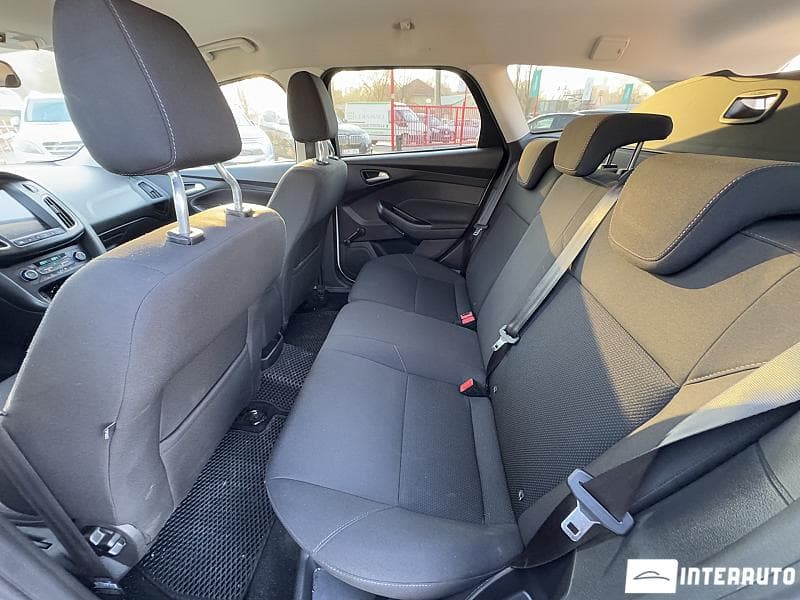 2016 Ford Focus — Miniatură 22
