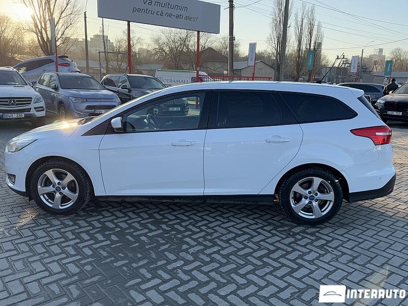2016 Ford Focus — Miniatură 6