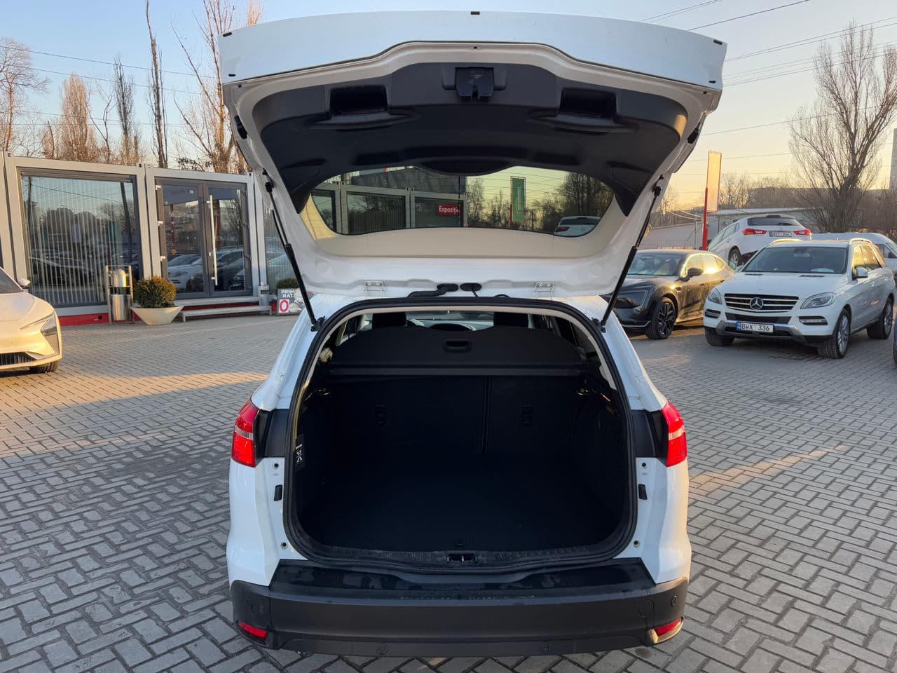 2016 Ford Focus — Miniatură 24