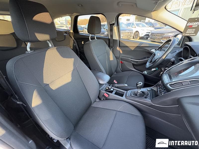 2016 Ford Focus — Miniatură 20