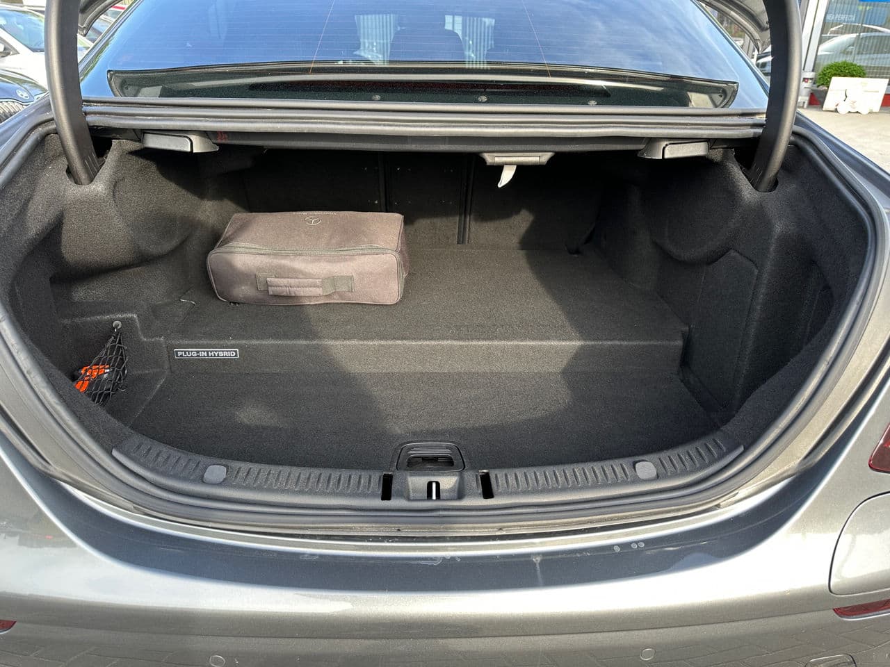 2016 Mercedes E 350e — Miniatură 15