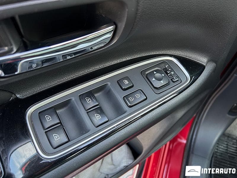 Mitsubishi Outlander 2019 — Миниатюра 7