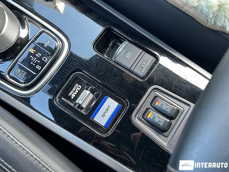 Mitsubishi Outlander 2019 — Миниатюра 16