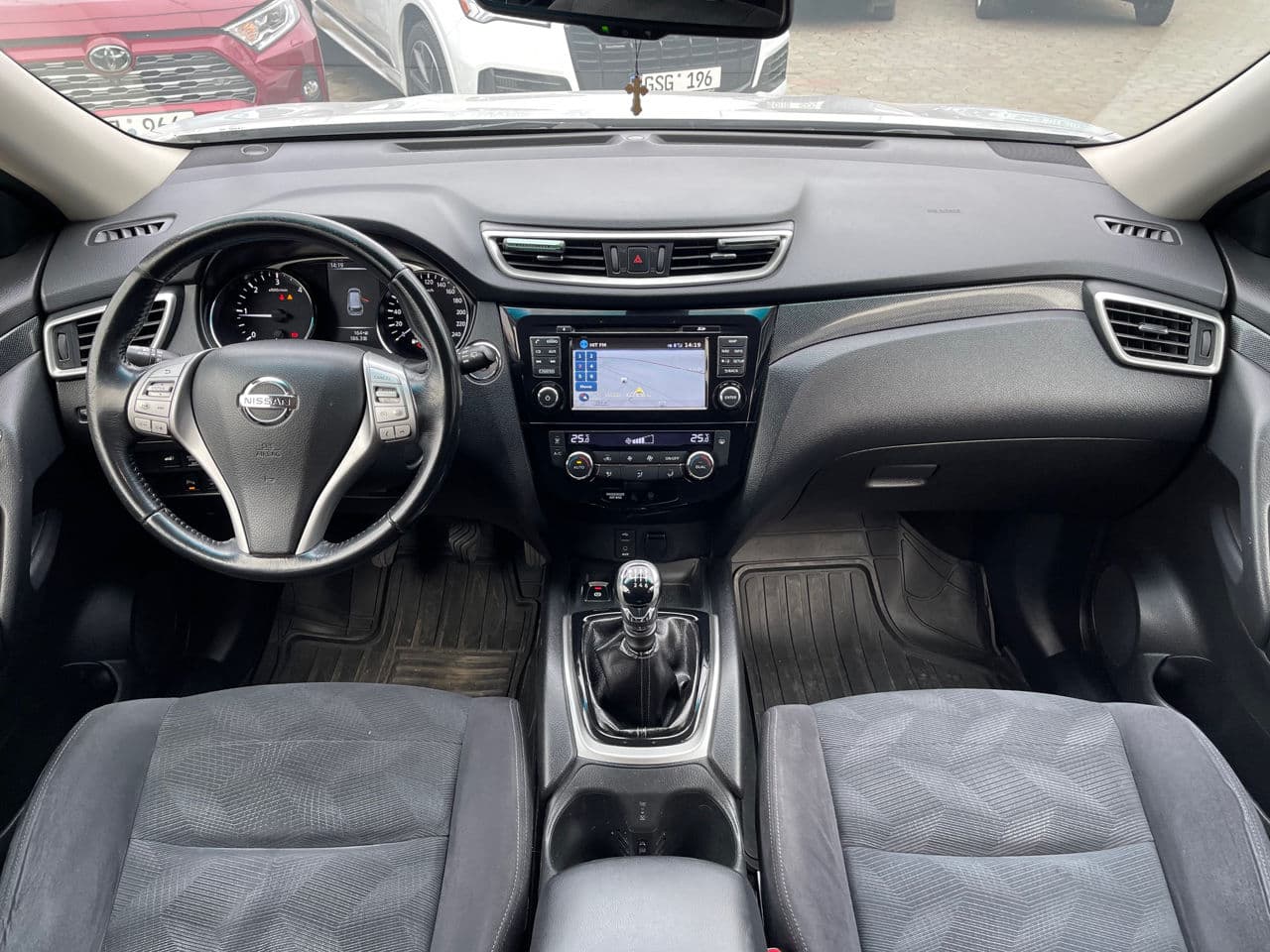 2015 Nissan X-Trail — Miniatură 7