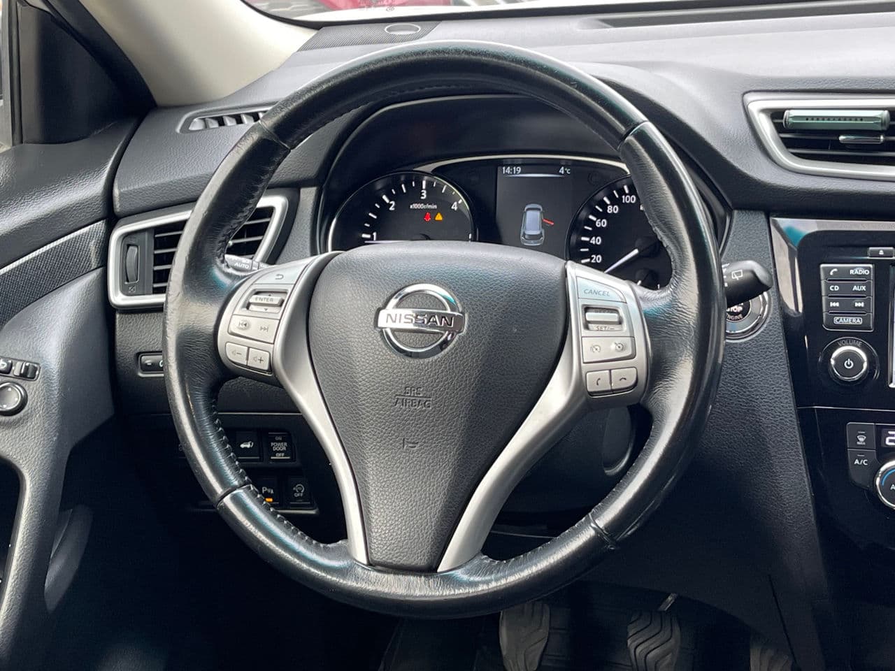 2015 Nissan X-Trail — Miniatură 8