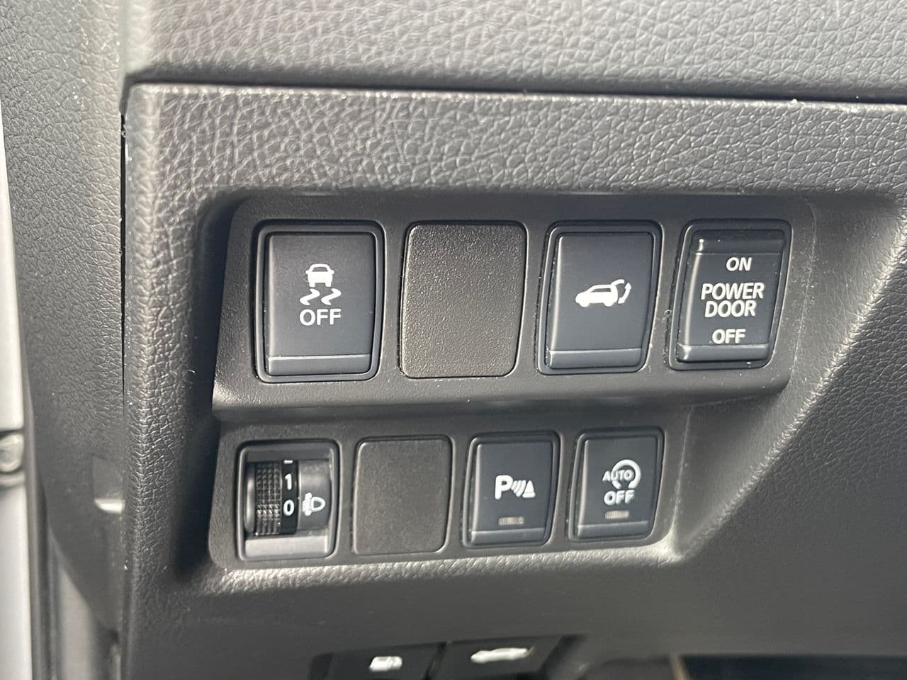 2015 Nissan X-Trail — Miniatură 18