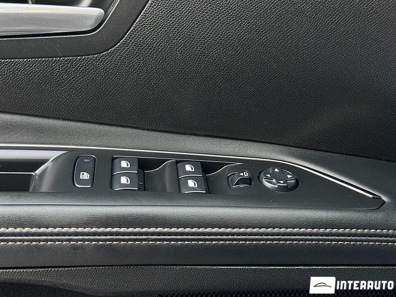 2019 Peugeot 5008 — Miniatură 13