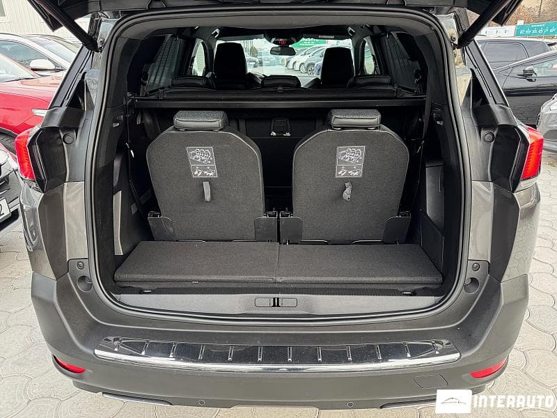 2019 Peugeot 5008 — Miniatură 9