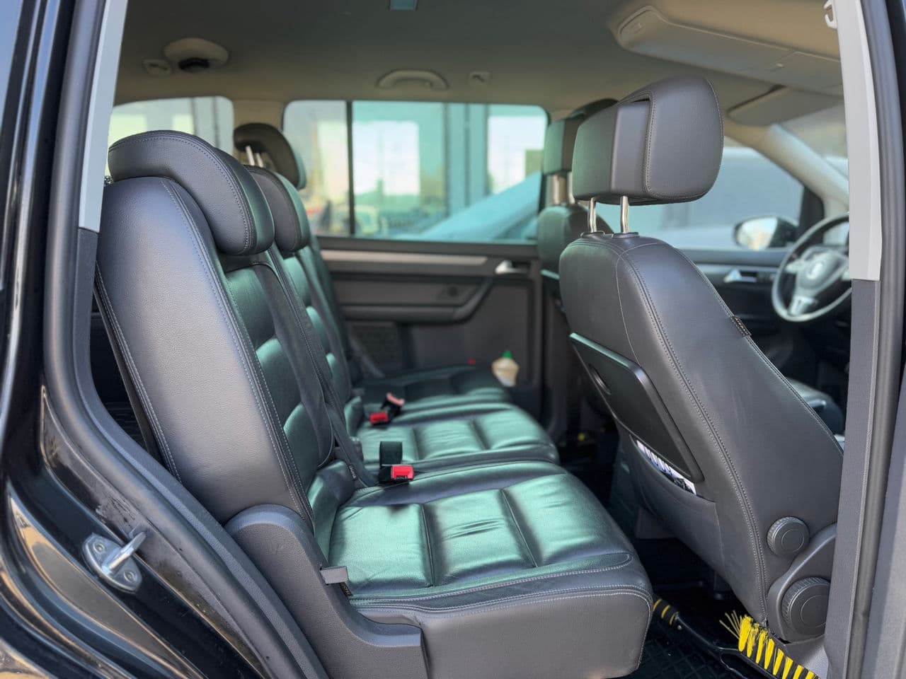 2012 Volkswagen Touran — Miniatură 16