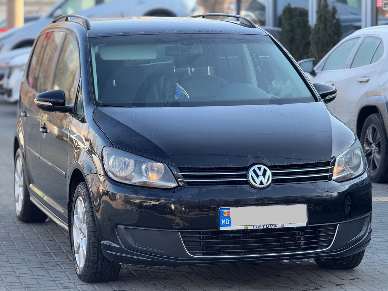 2012 Volkswagen Touran — Miniatură 3