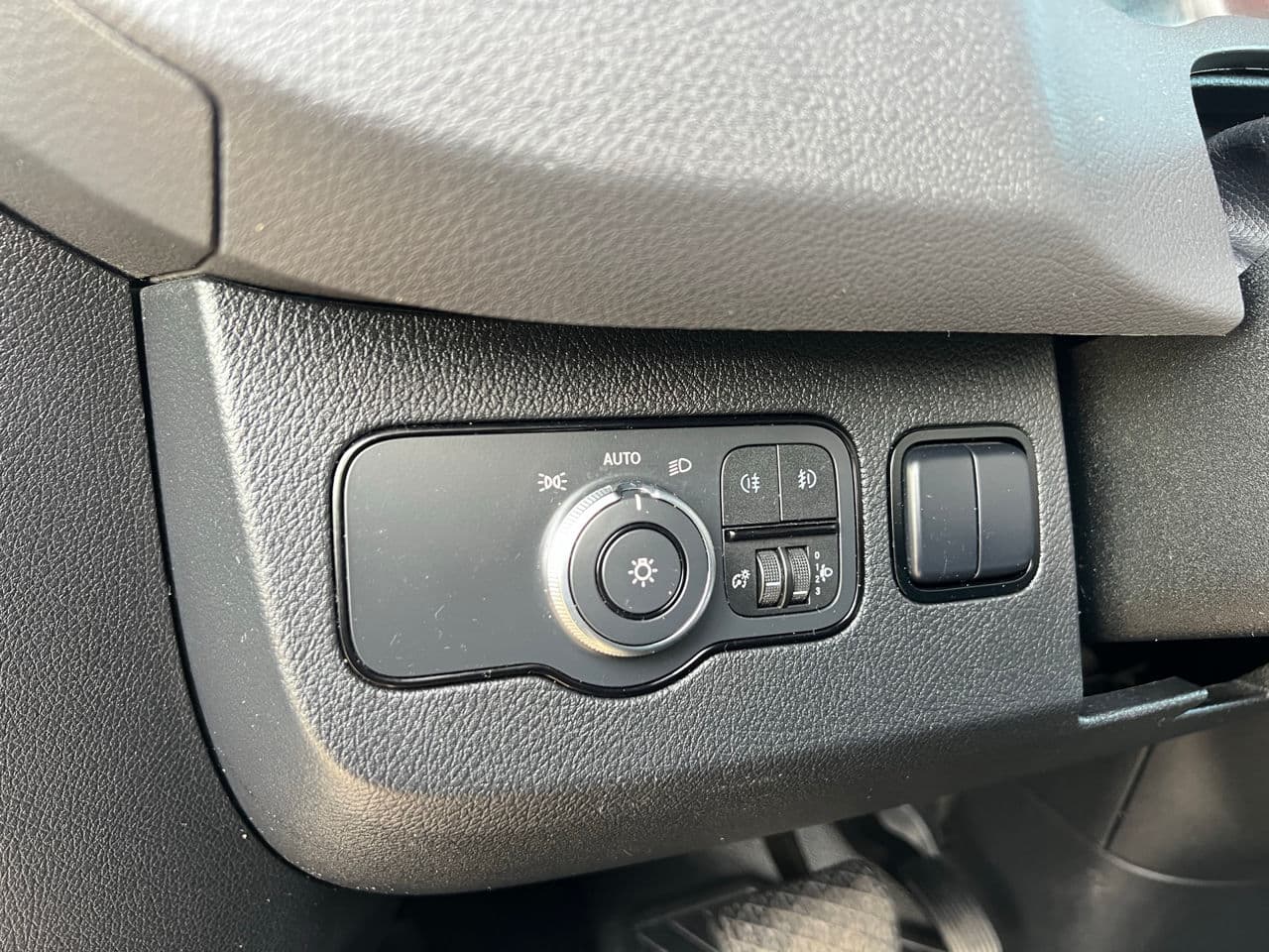 2018 Mercedes Sprinter — Miniatură 9