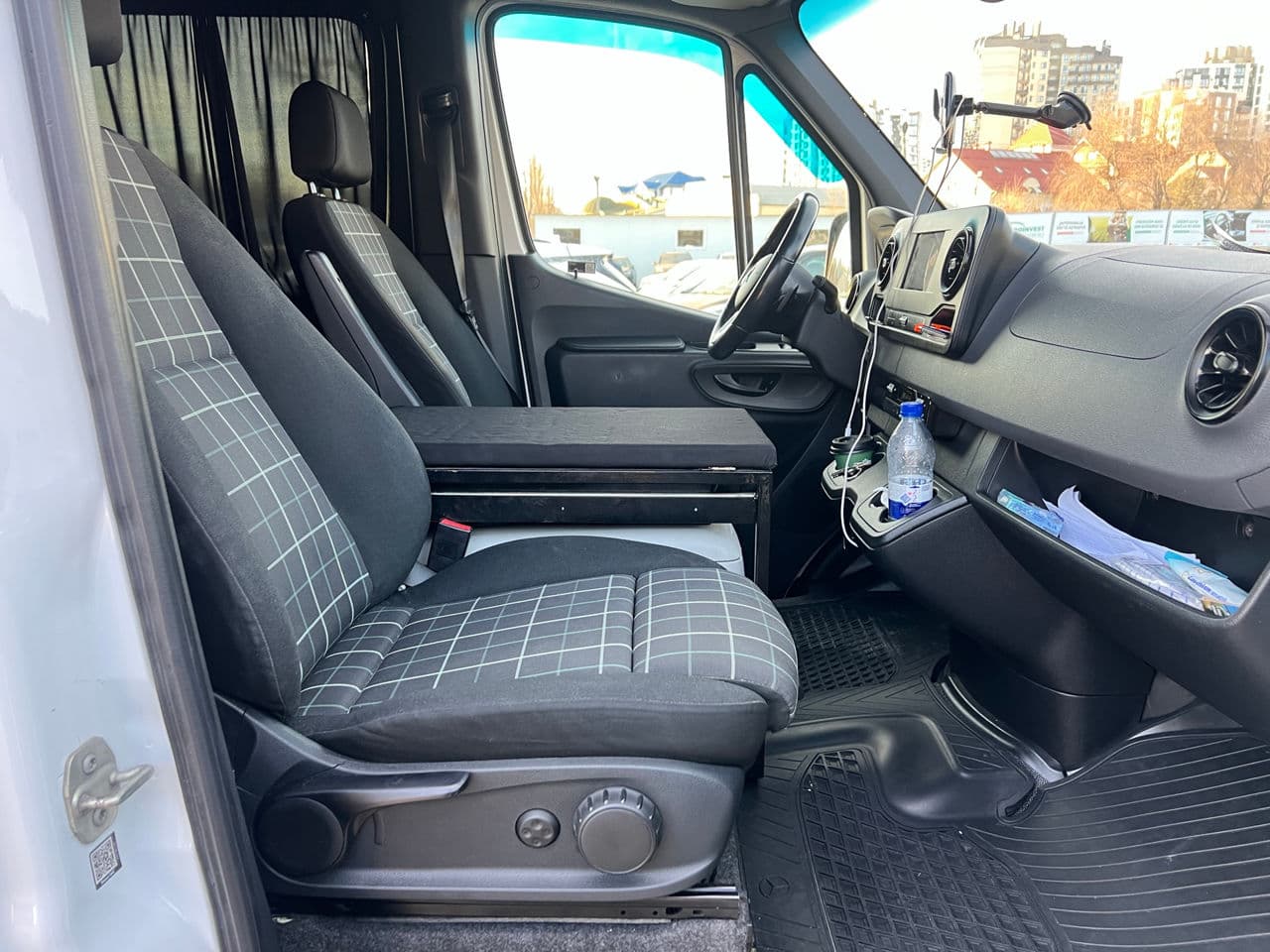 2018 Mercedes Sprinter — Miniatură 14