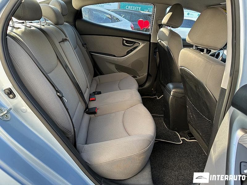 2012 Hyundai Elantra — Miniatură 16