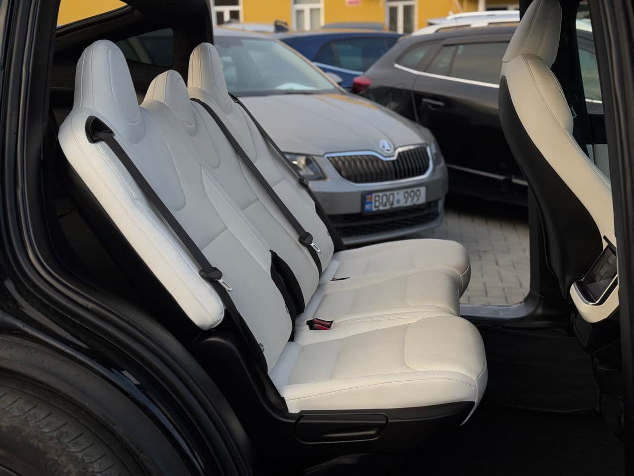 2022 Tesla Model X — Miniatură 19