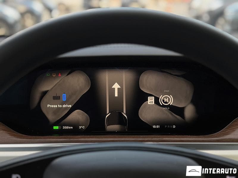 2022 Tesla Model X — Miniatură 11