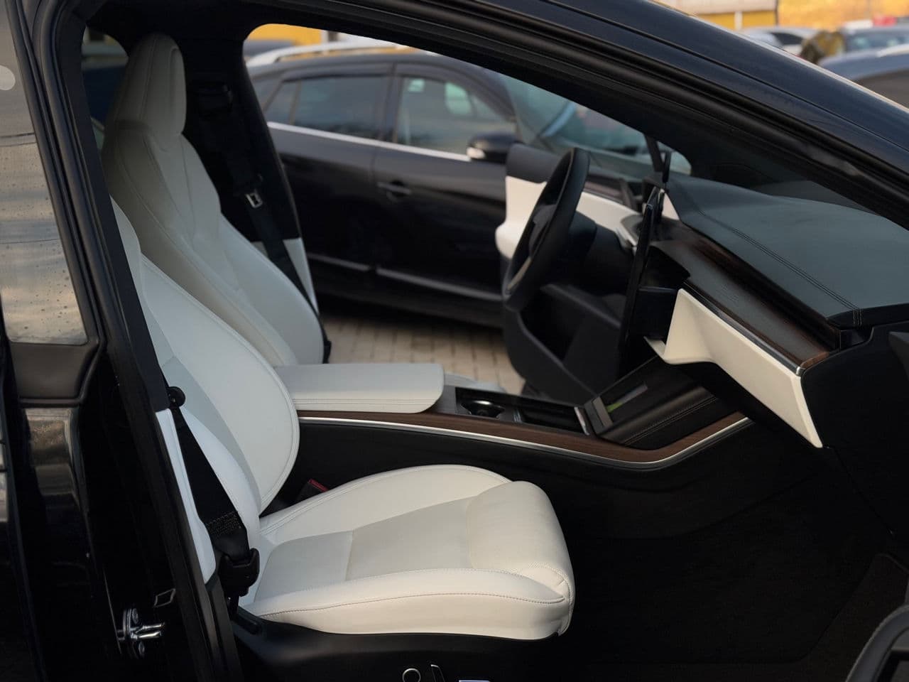 2022 Tesla Model X — Miniatură 18