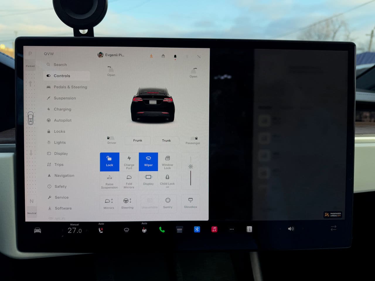2022 Tesla Model X — Miniatură 13