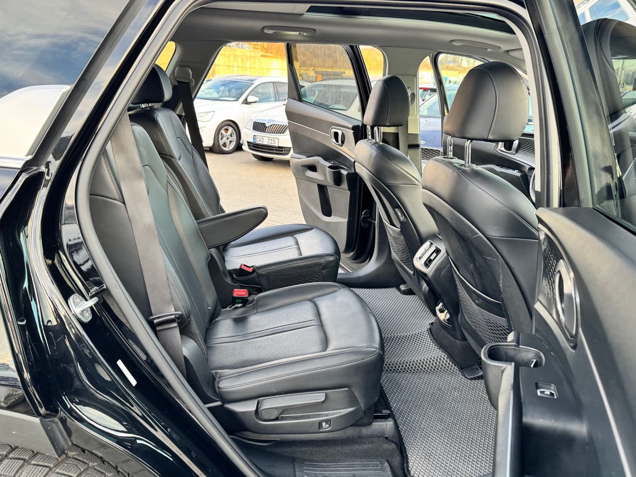 2021 Kia Sorento — Miniatură 17